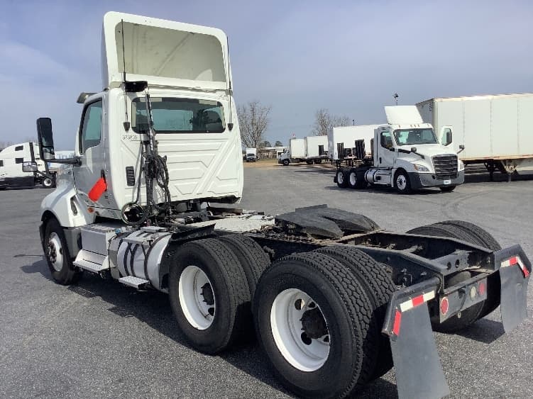 2019 International LT — photo 5