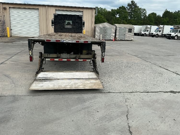 2019 International 4300 — photo 9