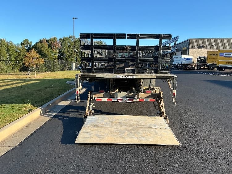 2019 International 4300 — photo 9