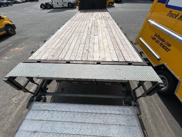 2019 International 4300 — photo 8