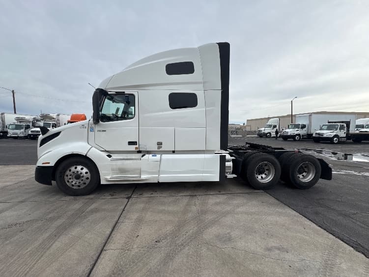 2019 Volvo VNL 760 — photo 4