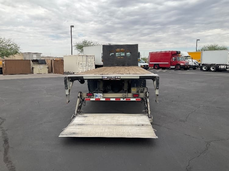 2019 Freightliner M2 106 — photo 8