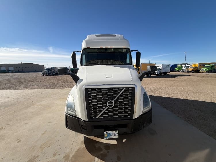 2019 Volvo VNL 760 — photo 2