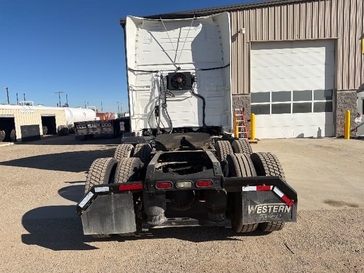 2019 Volvo VNL 760 — photo 6