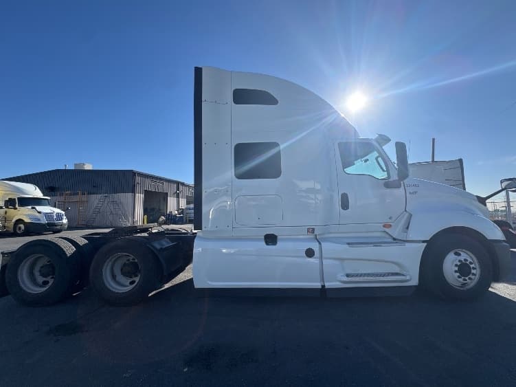 2019 International LT — photo 8