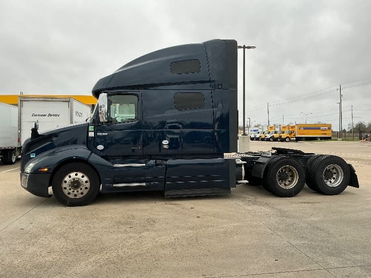 2020 Volvo VNL 760 — photo 4