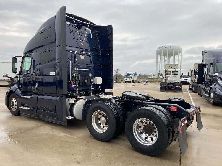 2020 Volvo VNL 760 — photo 5