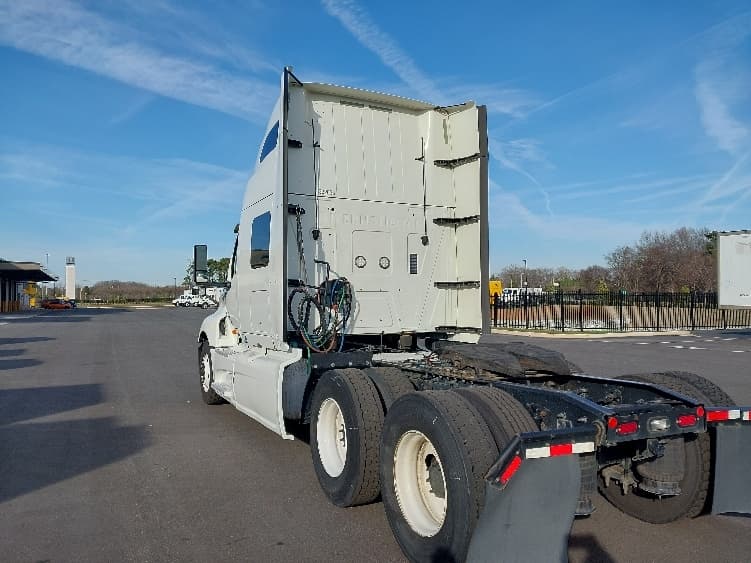 2019 International LT — photo 5