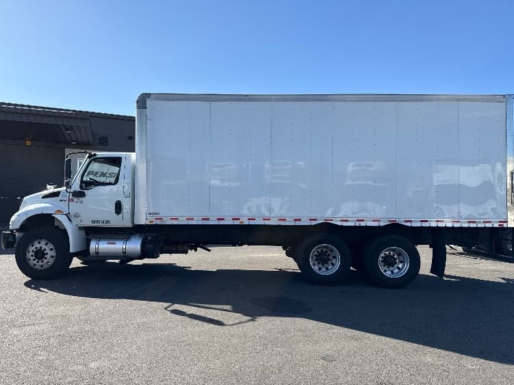 2020 International MV — photo 4