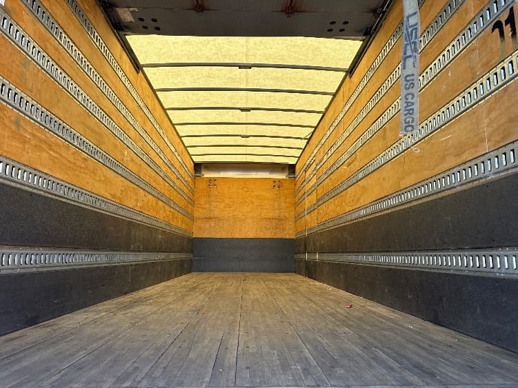 2020 International MV — photo 9