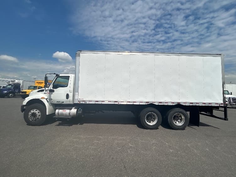 2020 International MV — photo 4