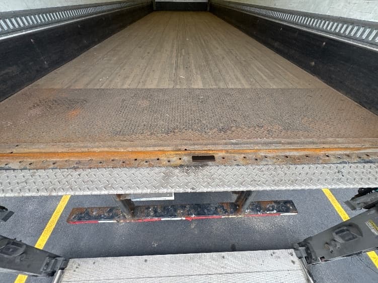 2021 Freightliner M2 106 — photo 10