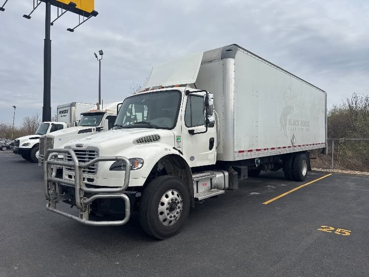 2021 Freightliner M2 106 — photo 3