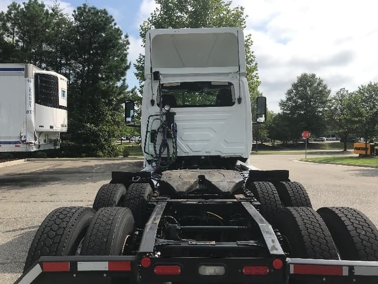 2019 International LT — photo 6