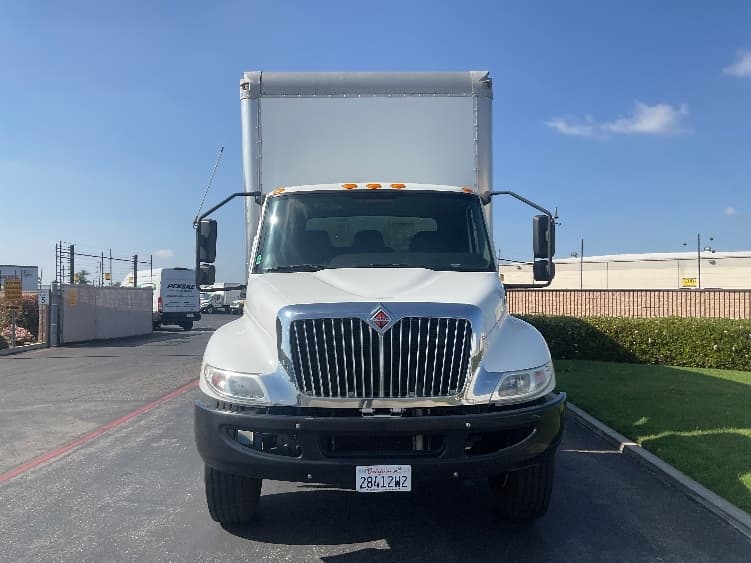 2019 International MV — photo 2