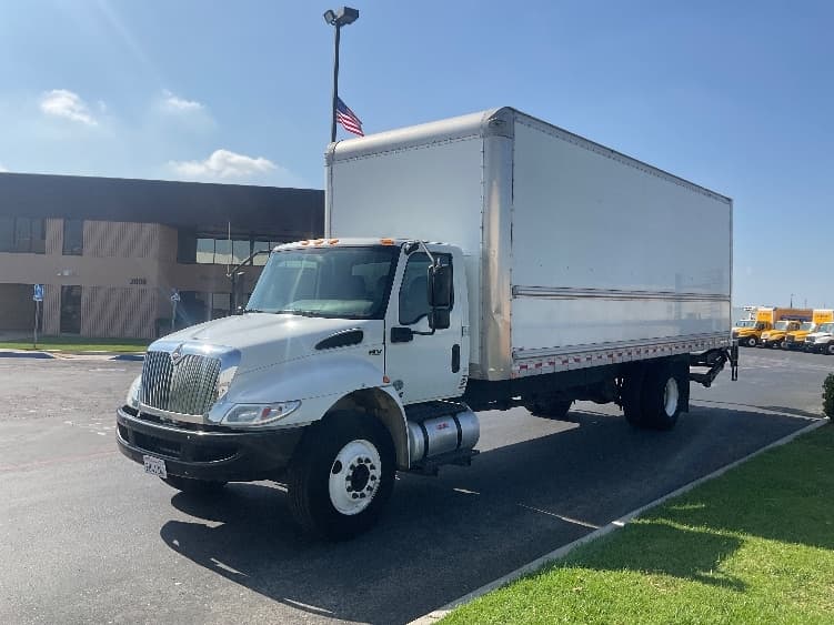 2019 International MV — photo 3