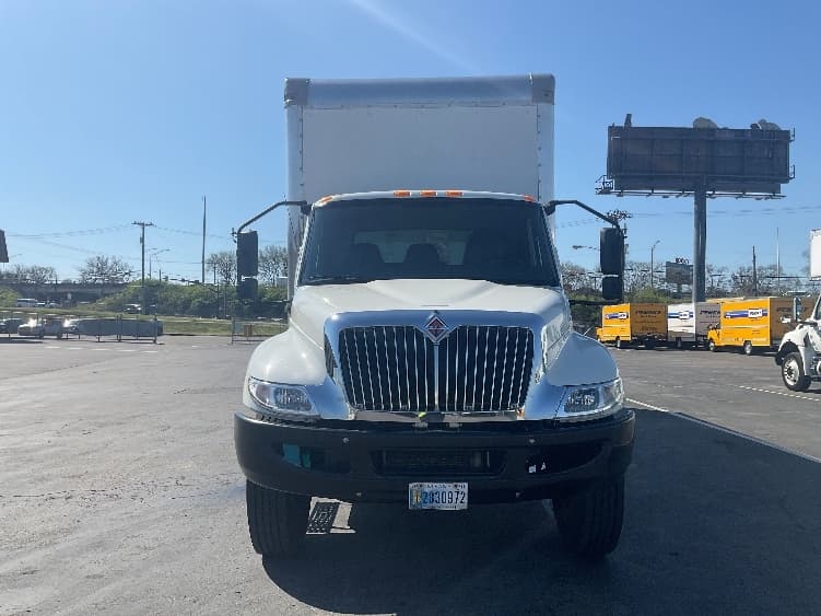 2020 International MV — photo 2