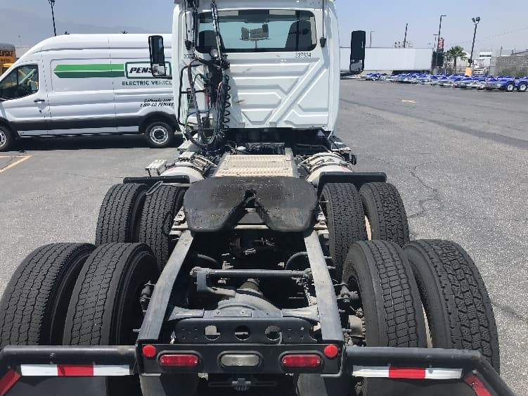 2020 International LT — photo 6