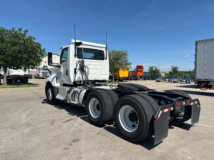 2020 International LT — photo 5