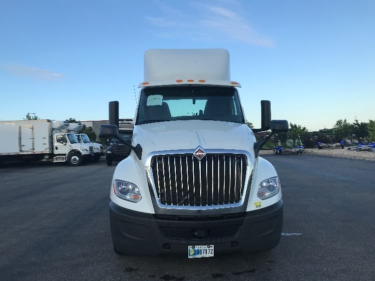 2020 International LT — photo 2