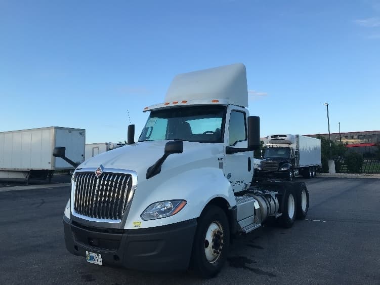 2020 International LT — photo 3