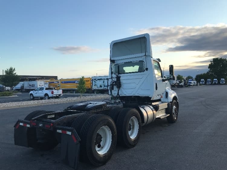 2020 International LT — photo 7