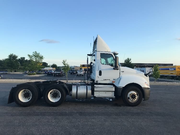 2020 International LT — photo 8