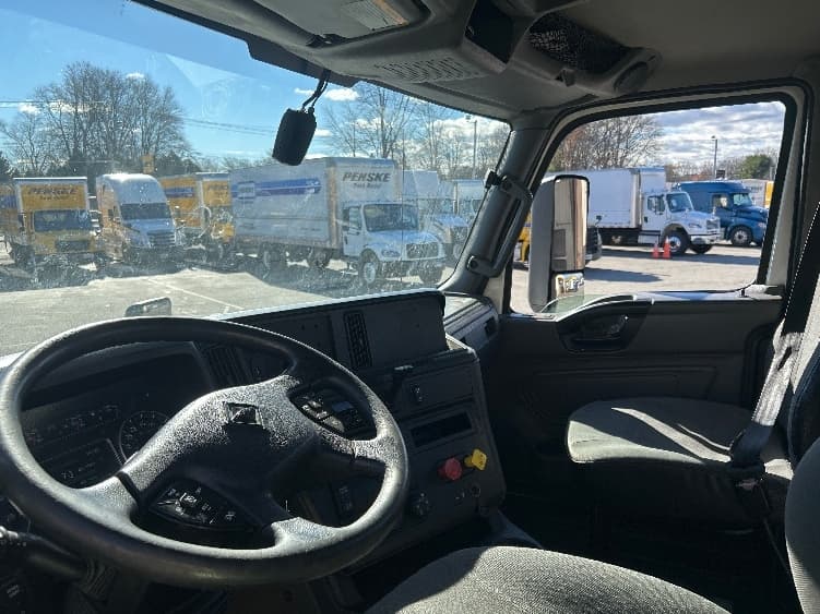 2020 International LT — photo 10