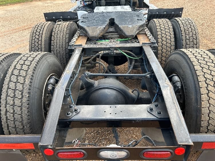 2020 Freightliner Cascadia — photo 6