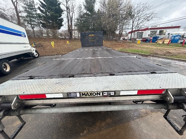 2020 Freightliner M2 106 — photo 10