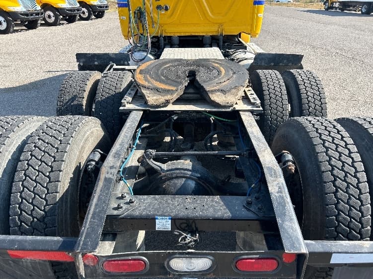 2020 Freightliner Cascadia — photo 6