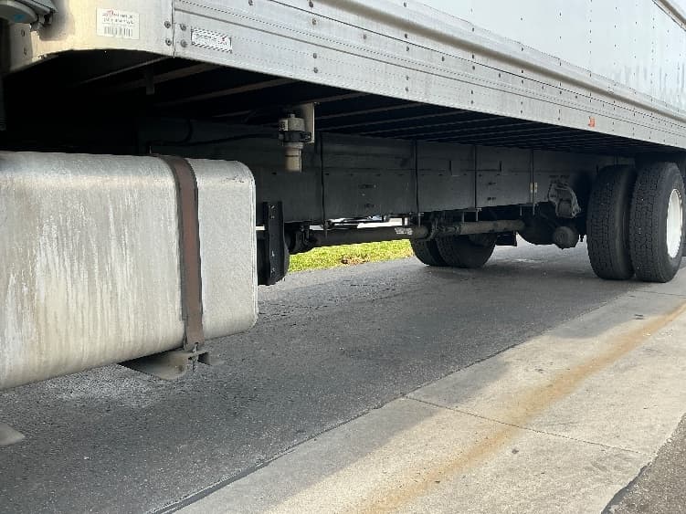 2020 Hino 268 — photo 5