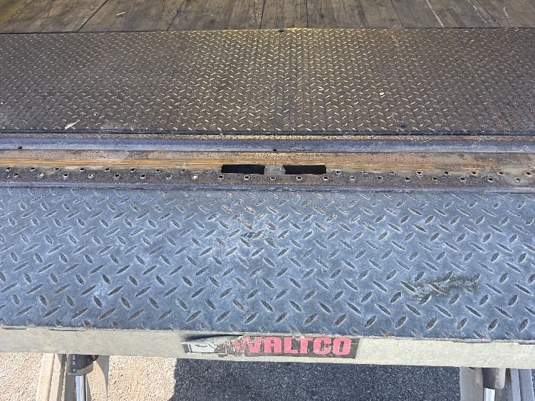 2020 Hino 268 — photo 10