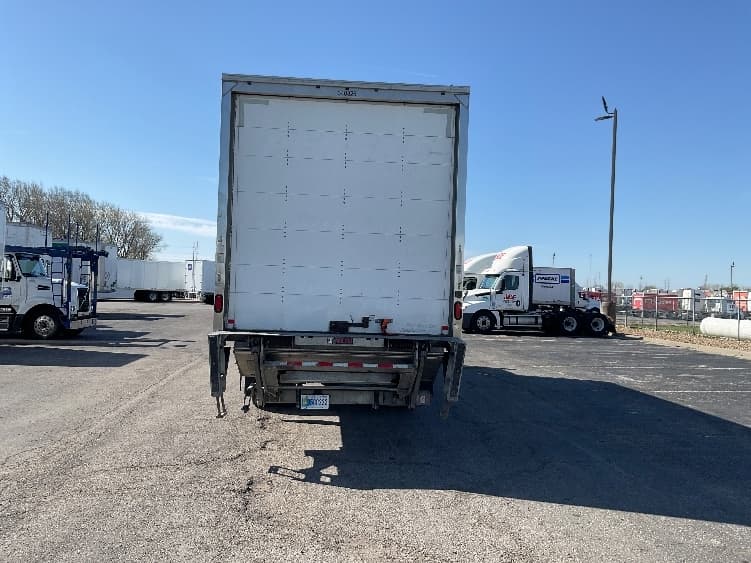 2020 Hino 268 — photo 7