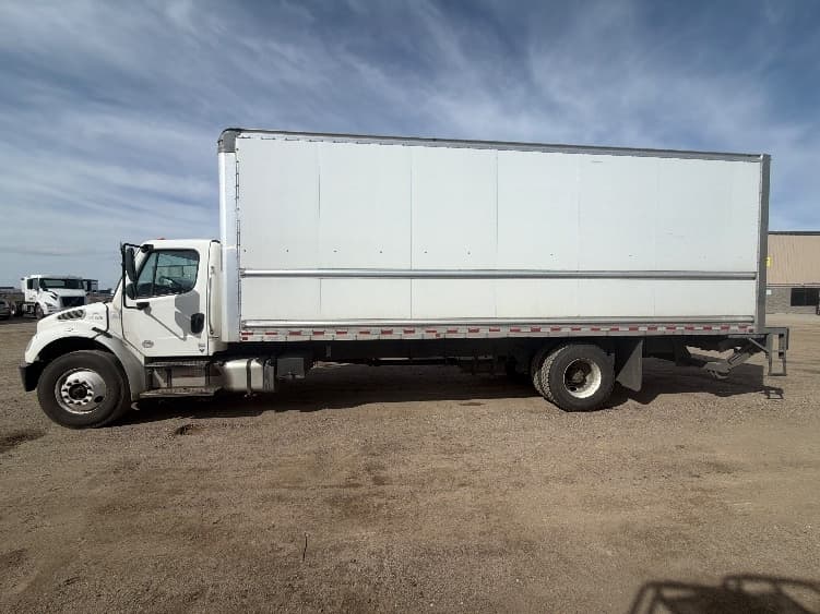 2020 Freightliner M2 106 — photo 4