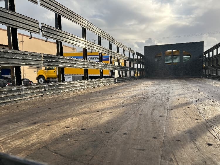 2020 Freightliner M2 106 — photo 10