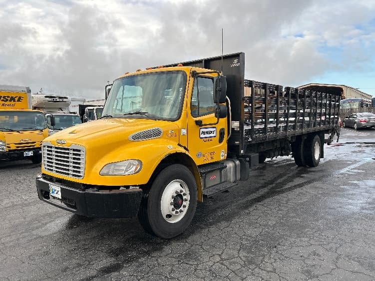 2020 Freightliner M2 106 — photo 3