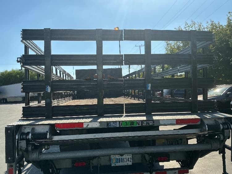 2020 Freightliner M2 106 — photo 8