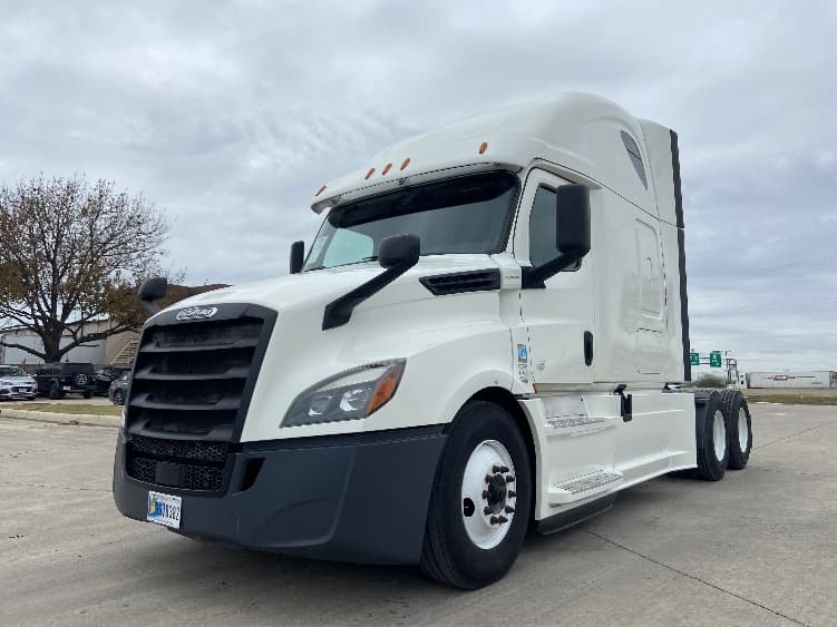 2020 Freightliner Cascadia — photo 3