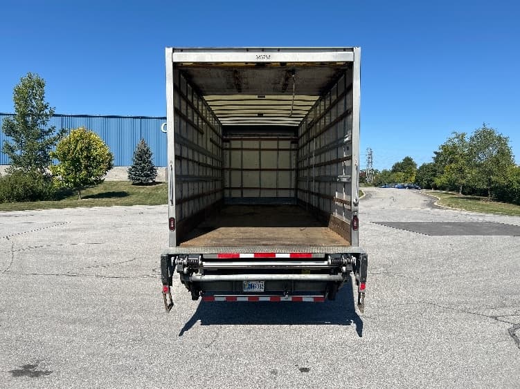 2020 Freightliner M2 106 — photo 8