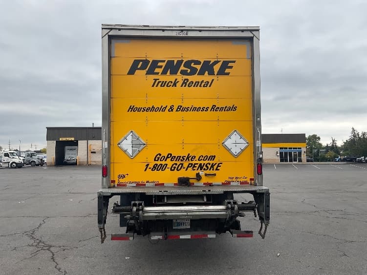 2020 Hino 338 — photo 7