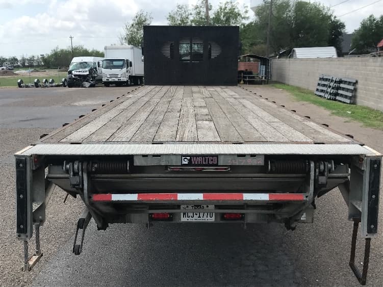 2020 Hino 338 — photo 8