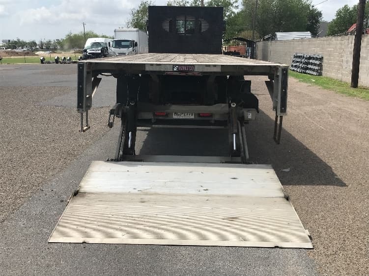 2020 Hino 338 — photo 9