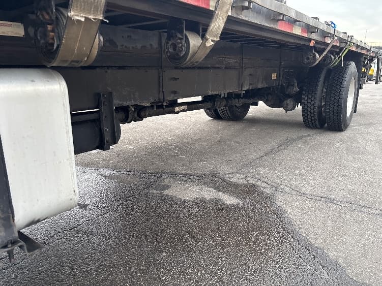 2020 Hino 338 — photo 5