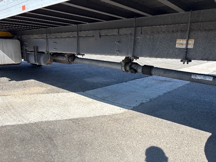 2020 Hino 338 — photo 5