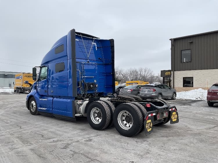 2020 Volvo VNL 760 — photo 5