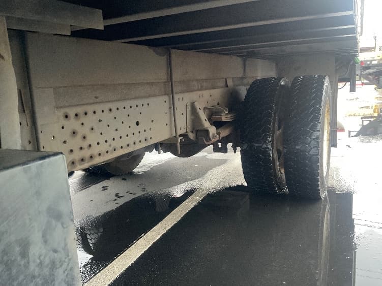 2020 Isuzu NQR — photo 5