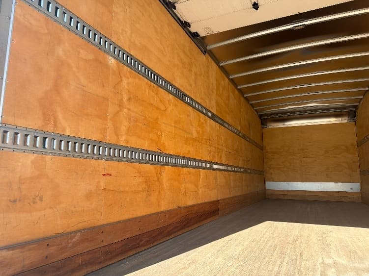 2020 International MV — photo 10