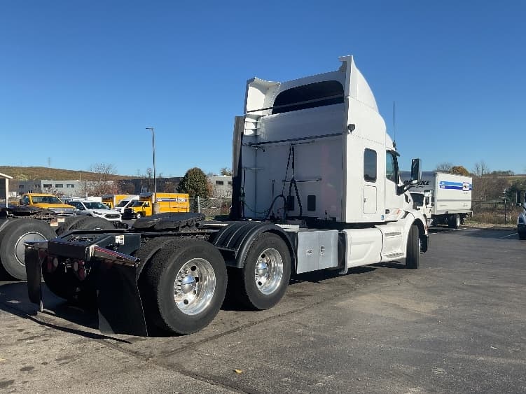 2020 Peterbilt 579 — photo 7