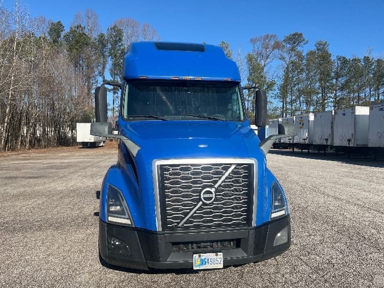 2020 Volvo VNL 760 — photo 2